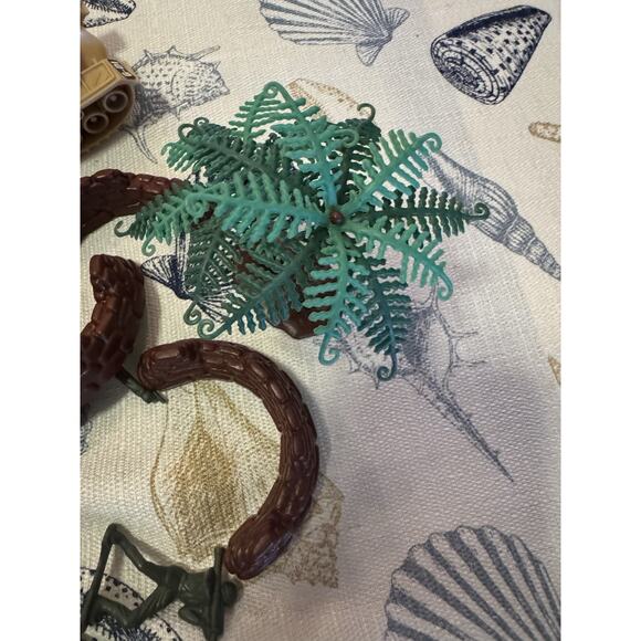 army men lot Tanks And Helicopter - Picture 6 of 13